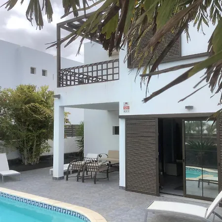 Sea Views Modern Villa For Relaxing Holidays Costa Teguise Exterior photo